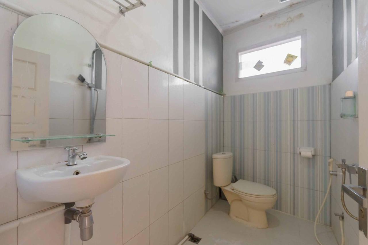 Urbanview Hotel Ananda Syariah By Reddoorz Bukittinggi Εξωτερικό φωτογραφία