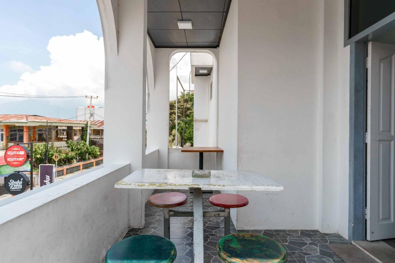 Urbanview Hotel Ananda Syariah By Reddoorz Bukittinggi Εξωτερικό φωτογραφία