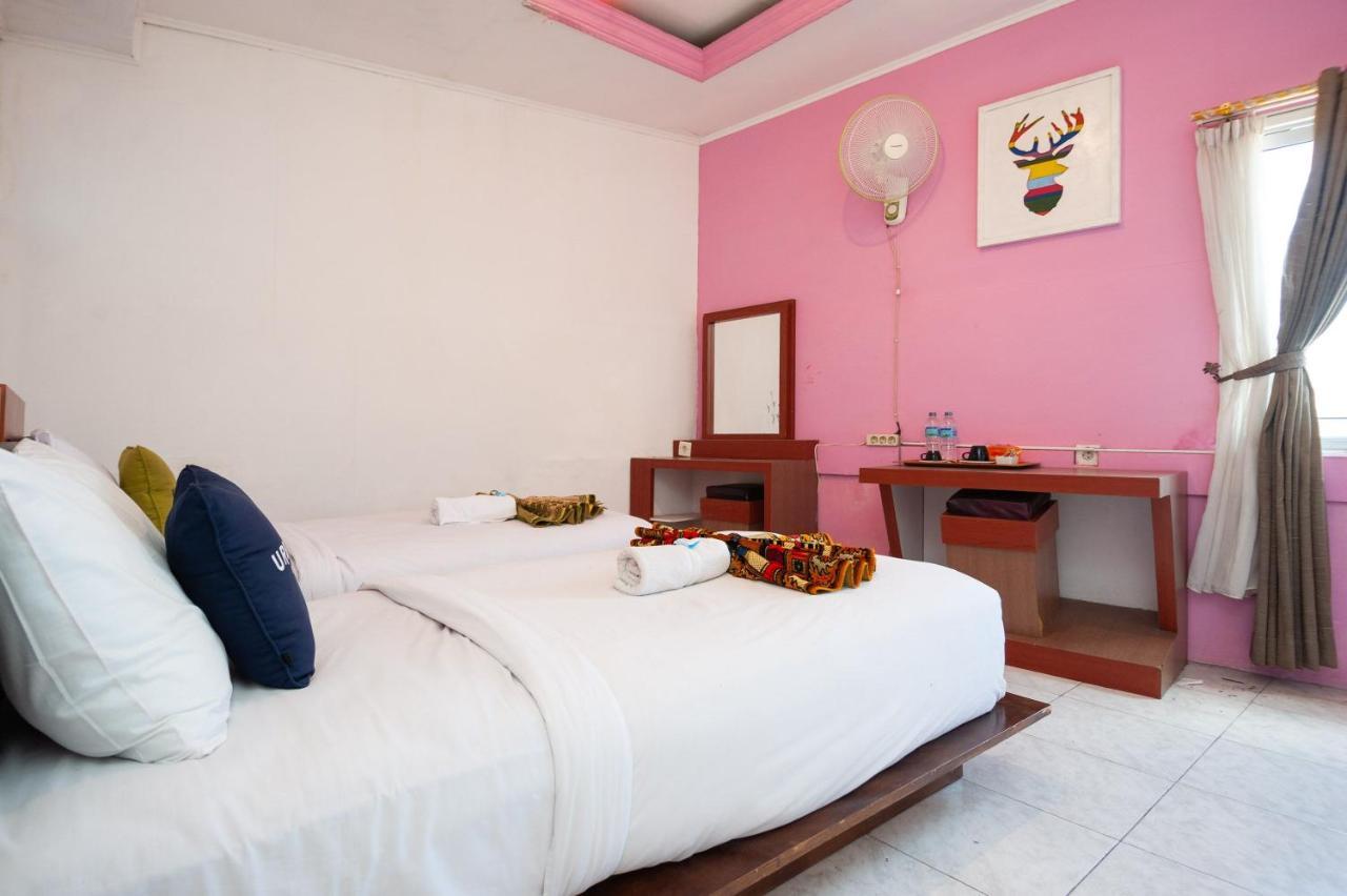 Urbanview Hotel Ananda Syariah By Reddoorz Bukittinggi Εξωτερικό φωτογραφία