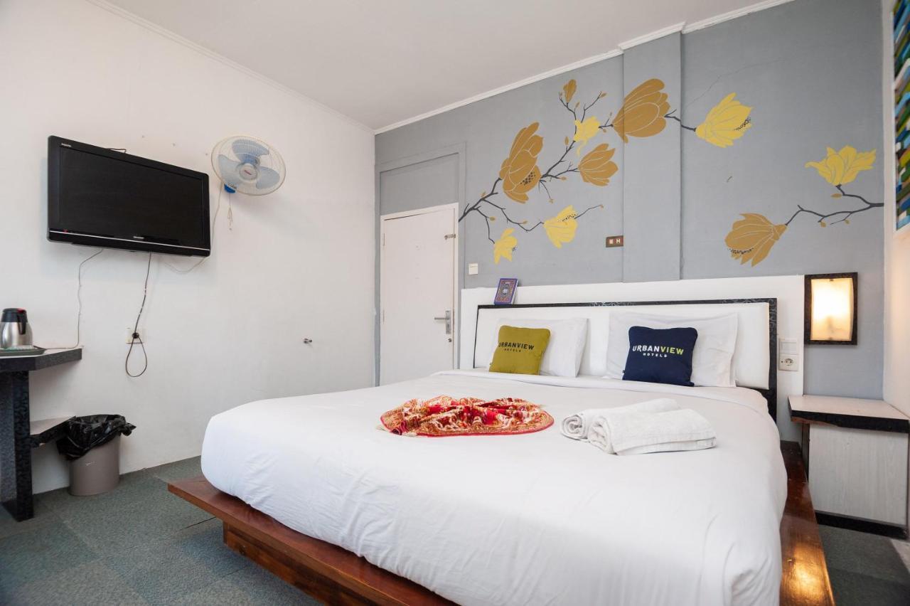 Urbanview Hotel Ananda Syariah By Reddoorz Bukittinggi Εξωτερικό φωτογραφία