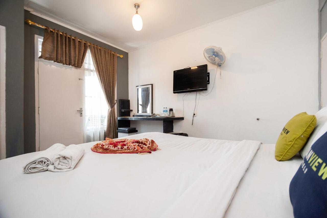 Urbanview Hotel Ananda Syariah By Reddoorz Bukittinggi Εξωτερικό φωτογραφία