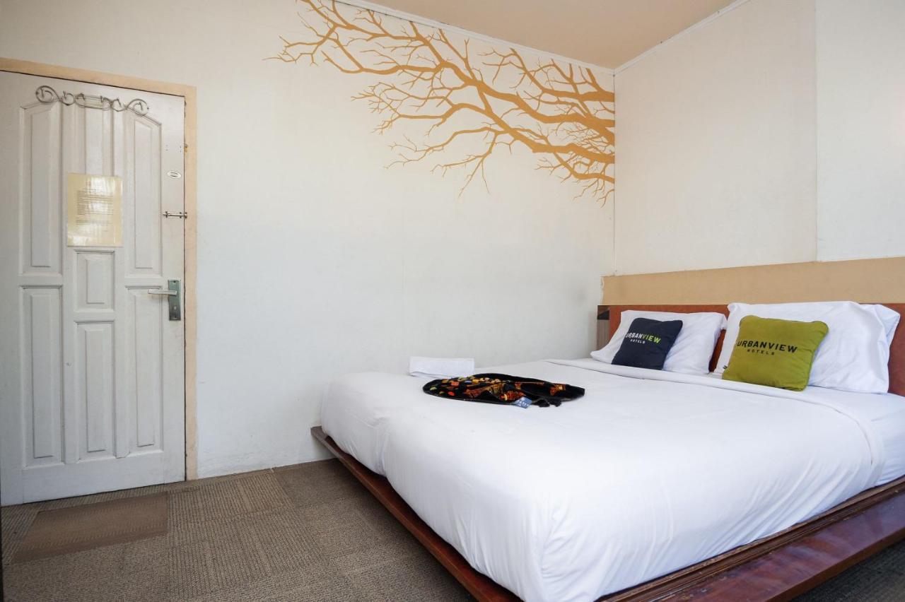 Urbanview Hotel Ananda Syariah By Reddoorz Bukittinggi Εξωτερικό φωτογραφία