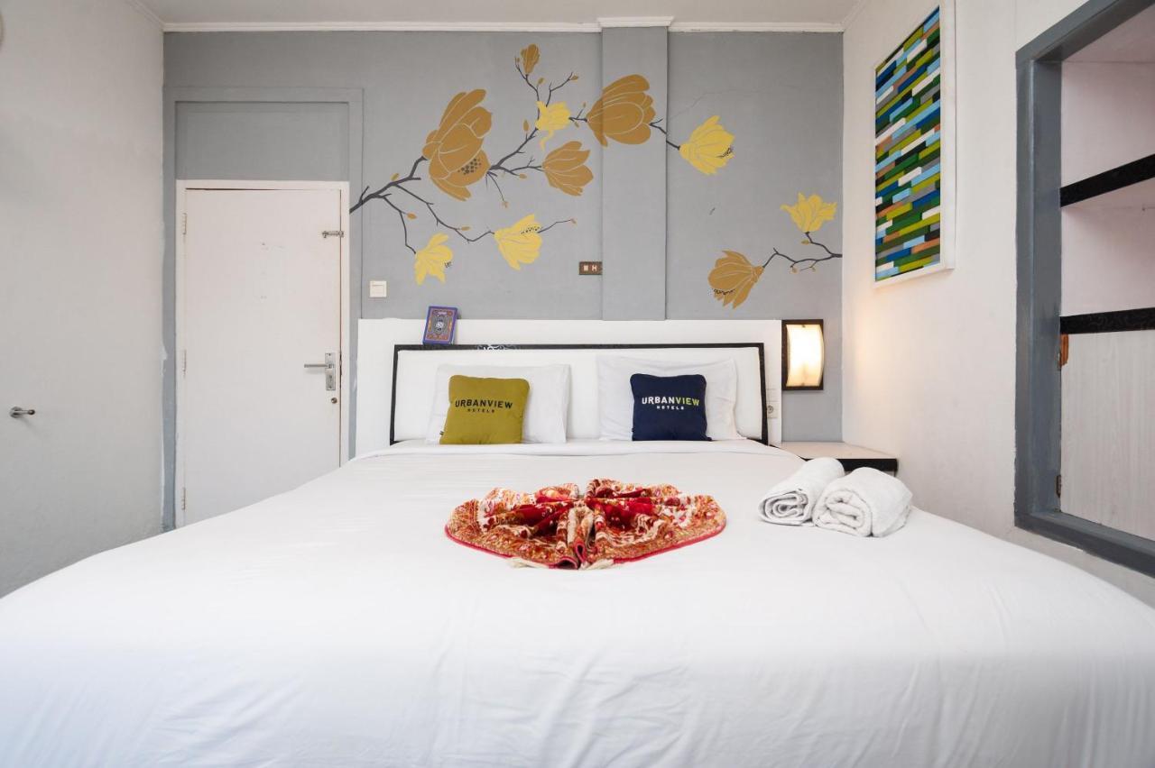 Urbanview Hotel Ananda Syariah By Reddoorz Bukittinggi Εξωτερικό φωτογραφία