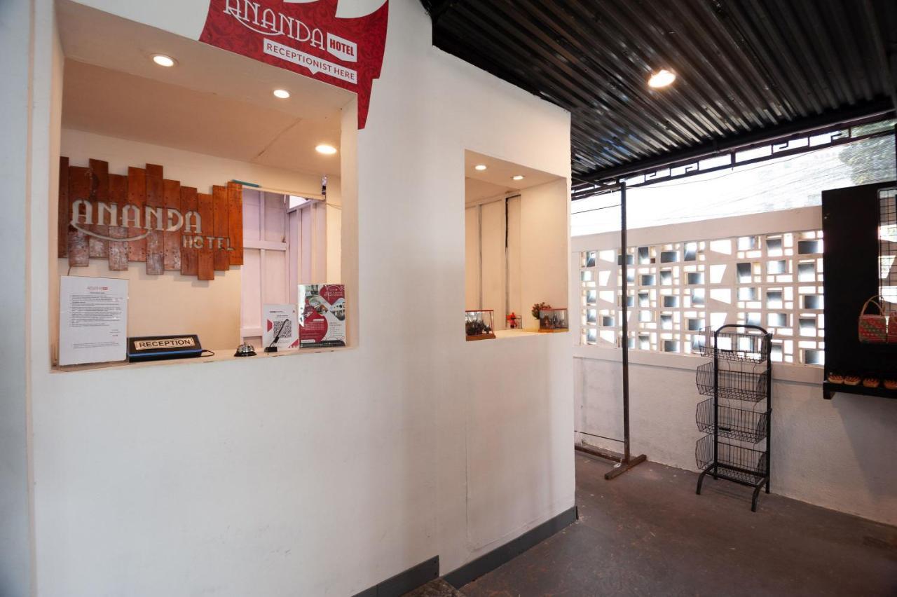 Urbanview Hotel Ananda Syariah By Reddoorz Bukittinggi Εξωτερικό φωτογραφία